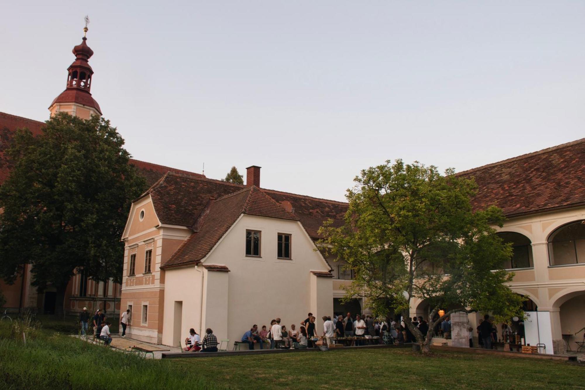 Hotel Der Pfarrhof Hartberg Exterior foto